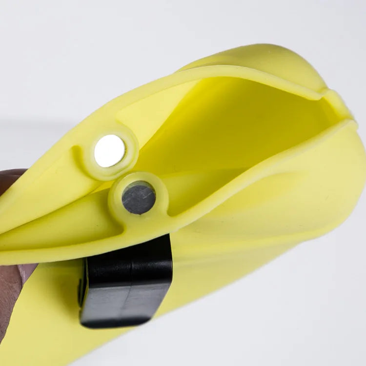 EURO VIBE Magnetic Pet Treat Pouch | Clip-On Dog Training Bag