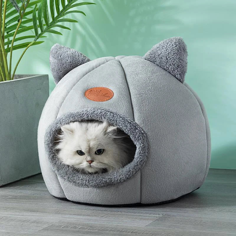 “Cozy Cat Bed House – Soft Warm Pet Cave for Indoor Cats & Kittens”