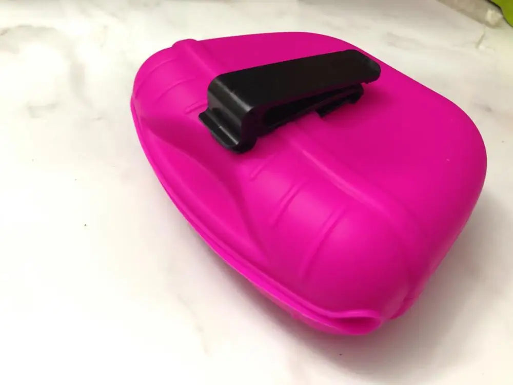 EURO VIBE Magnetic Pet Treat Pouch | Clip-On Dog Training Bag