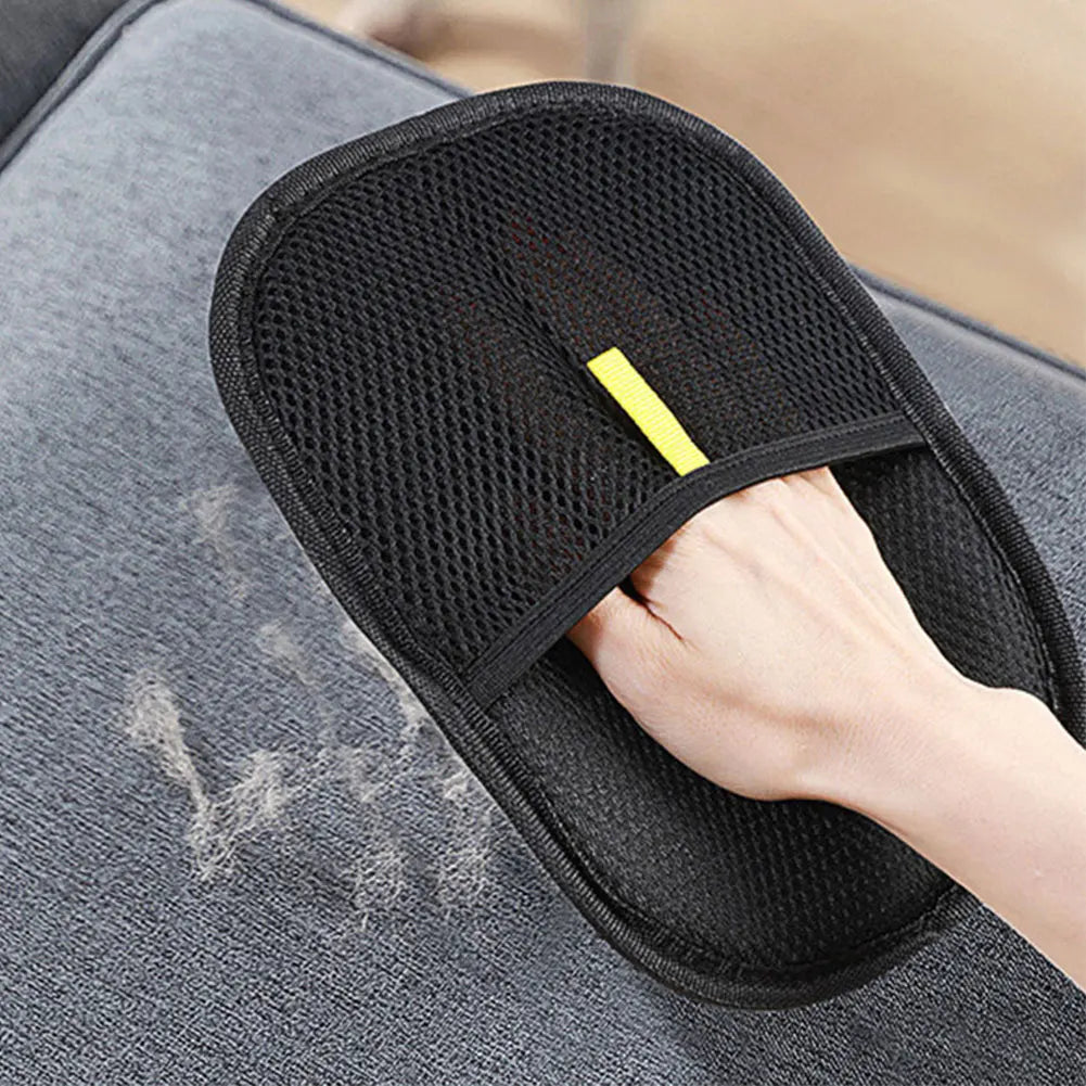 “Pet Hair Remover Glove UK – Reusable Grooming Mitt for Dogs & Cats”