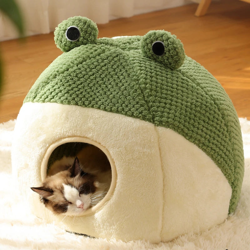 “Frog Shaped Pet Bed – Soft Winter Cat & Dog Cozy Nest”