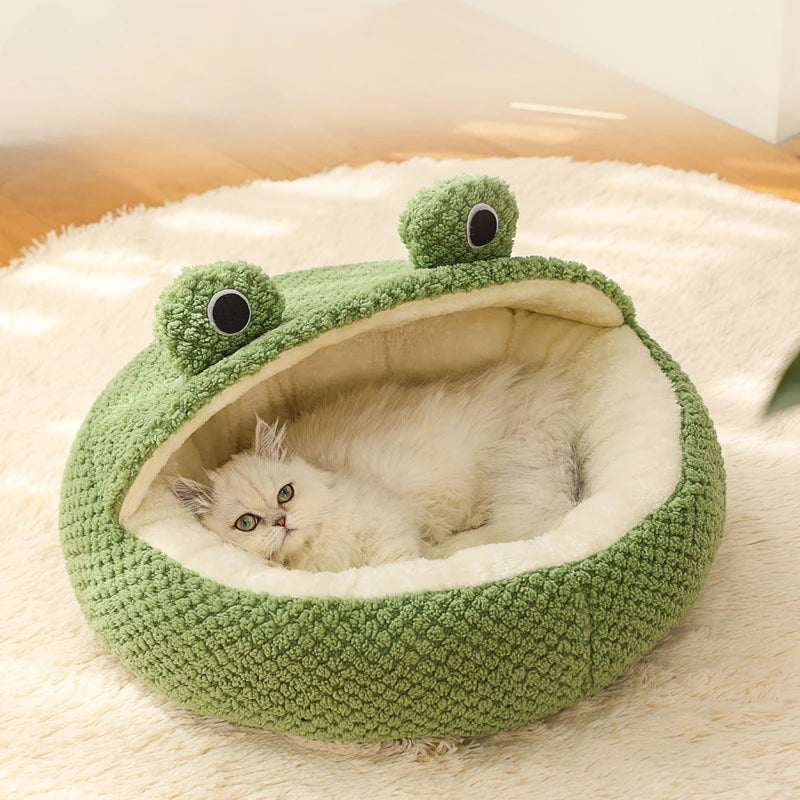 “Frog Shaped Pet Bed – Soft Winter Cat & Dog Cozy Nest”